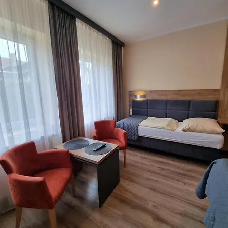 Gosciniec Pod Polna Roza * 미엥지즈드로예