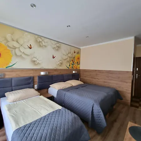 Gosciniec Pod Polna Roza مينززدرويه